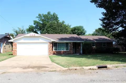 1512 N 10th Ave, Durant, OK 74701