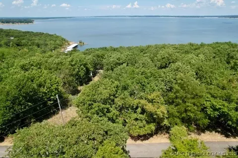 59 Marian Ln, Eufaula, OK 74432