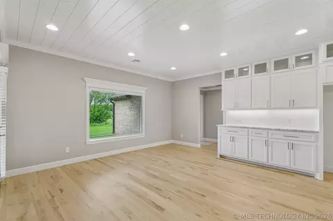 Living - 22018 E 113th St N, Broken Arrow, OK 74014 photo 6 of 8