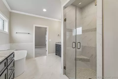 Bath - 22018 E 113th St N, Broken Arrow, OK 74014 photo 7 of 14