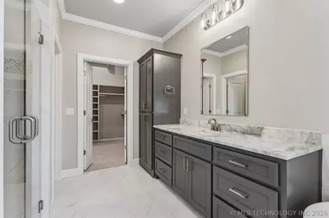 Bath - 22018 E 113th St N, Broken Arrow, OK 74014 photo 5 of 14