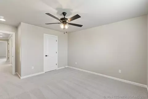 Bedroom - 214 E 164th Pl S, Glenpool, OK 74033 photo 15 of 16