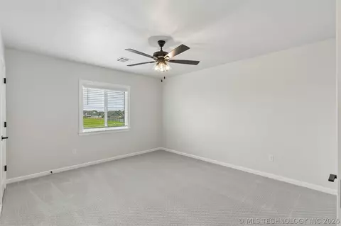 Bedroom - 88 E 165th Pl S, Glenpool, OK 74033 photo 11 of 16