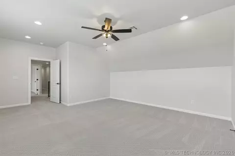 Bedroom - 88 E 165th Pl S, Glenpool, OK 74033 photo 9 of 16