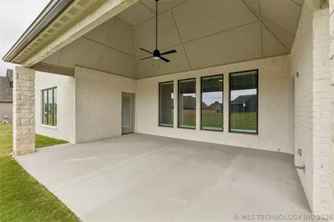 102 E 165th St S, Glenpool, OK 74033 photo 46