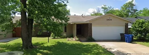 12624 E 33rd Ct, Tulsa, OK 74146