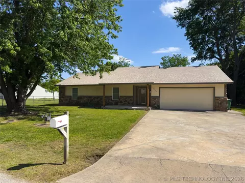 23712 E 104th St S, Broken Arrow, OK 74014
