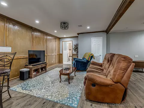6316 E 5th St, Tulsa, OK 74112 photo 15