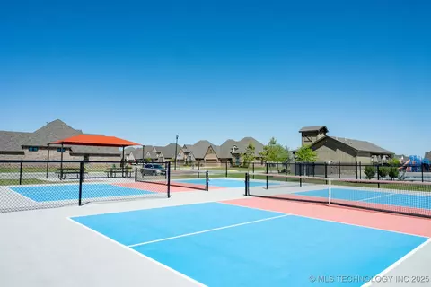 2809 E Northampton St, Broken Arrow, OK 74014 photo 6