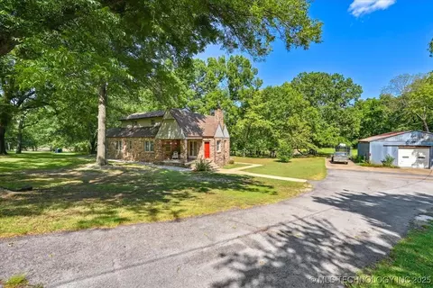 9601 N 89th Ave E, Owasso, OK 74055