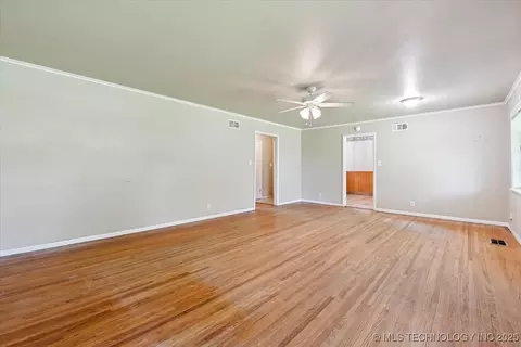 1025 E 53rd St, Tulsa, OK 74105 photo 8