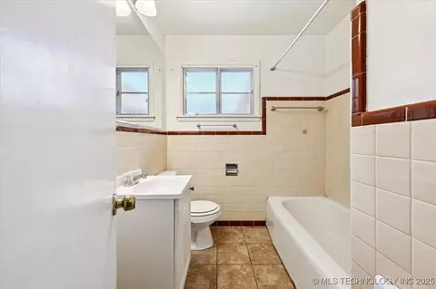1025 E 53rd St, Tulsa, OK 74105 photo 17