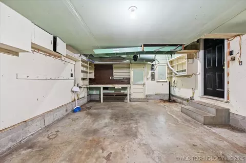 1025 E 53rd St, Tulsa, OK 74105 photo 23