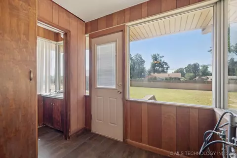 843 E 4th, Cushing, OK 74023 photo 21