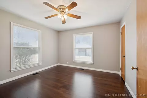 843 E 4th, Cushing, OK 74023 photo 16