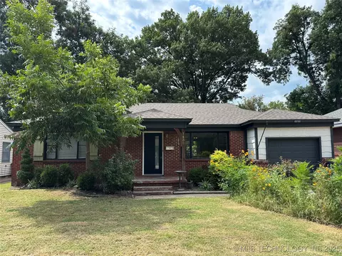 1438 E 52nd Pl, Tulsa, OK 74105