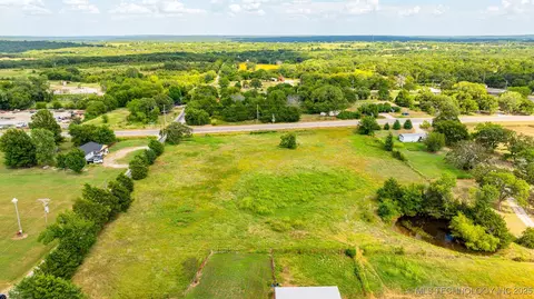 0 NW 10th St, Ada, OK 74820 photo 2