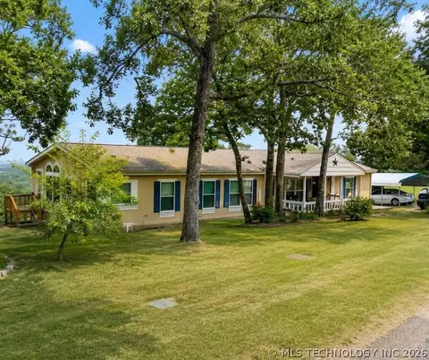 400 Dogwood St, Gore, OK 74435