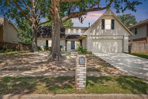 1808 W Inglewood St W, Broken Arrow, OK 74011