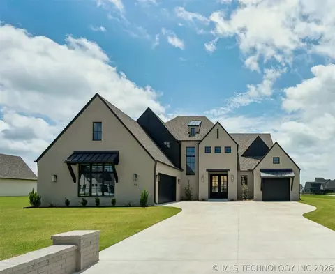84 E 165th Pl S, Glenpool, OK 74033