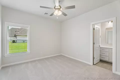 Bedroom - 84 E 165th Pl S, Glenpool, OK 74033 photo 5 of 13