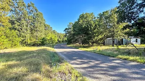 76948 S 4674 Rd, Stilwell, OK 74960