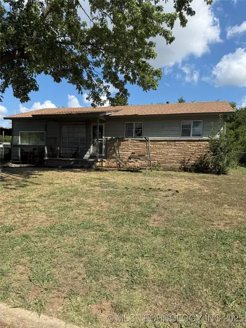 103 Woodlawn St, Hominy, OK 74035