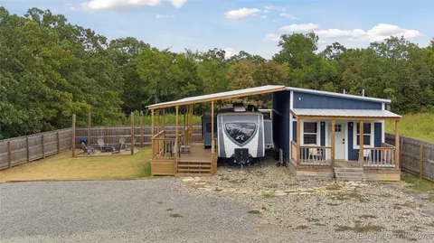 127 Seneca Spgs, Eufaula, OK 74432