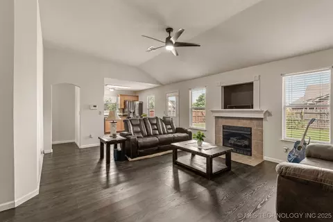 3502 E Berkeley St, Broken Arrow, OK 74014 photo 10