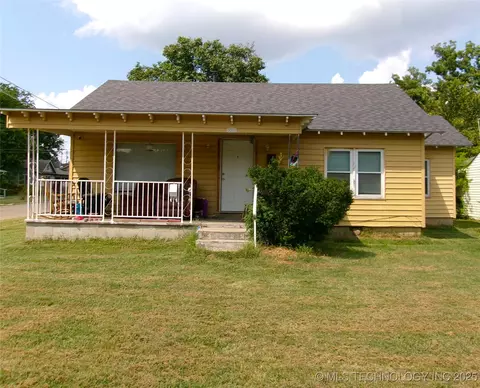 1001 E Thompson Ave, Sapulpa, OK 74066