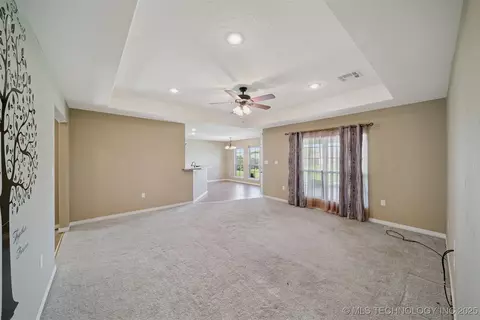 297 E 498 Cir, Pryor, OK 74361 photo 8