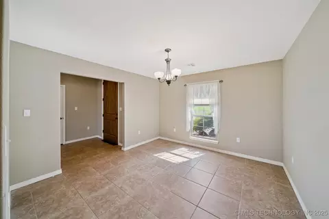 297 E 498 Cir, Pryor, OK 74361 photo 14