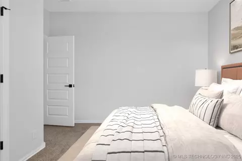 8516 El Paso St, Broken Arrow, OK 74014 photo 15