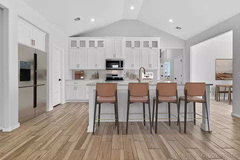 8516 El Paso St, Broken Arrow, OK 74014 photo 9