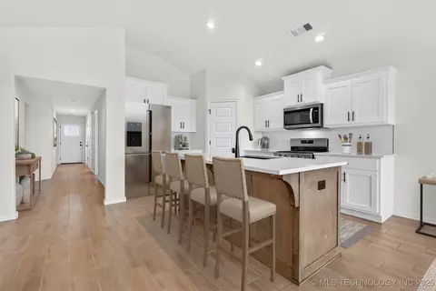 8520 El Paso St, Broken Arrow, OK 74014 photo 8