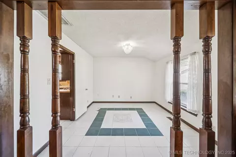 12517 E 38th St, Tulsa, OK 74146 photo 10
