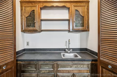 12517 E 38th St, Tulsa, OK 74146 photo 7