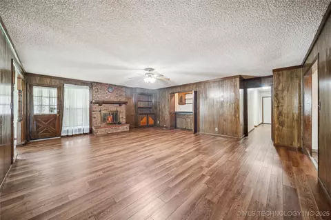 12517 E 38th St, Tulsa, OK 74146 photo 6