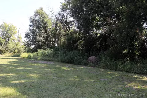 20090 Sharp Rd, Okmulgee, OK 74447 photo 9