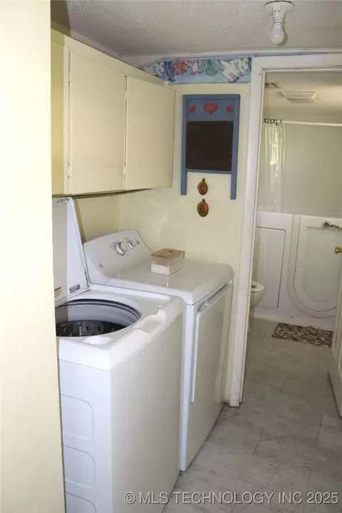 20090 Sharp Rd, Okmulgee, OK 74447 photo 23