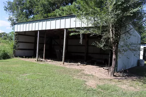 20090 Sharp Rd, Okmulgee, OK 74447 photo 6