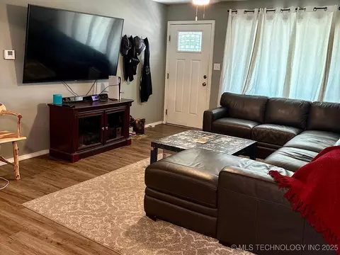 1116 E 6th St, Cushing, OK 74023 photo 12