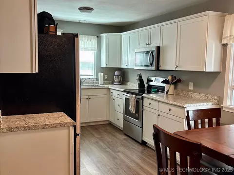 1116 E 6th St, Cushing, OK 74023 photo 16