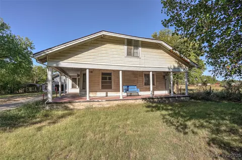 1824 N Morton Ave, Okmulgee, OK 74447