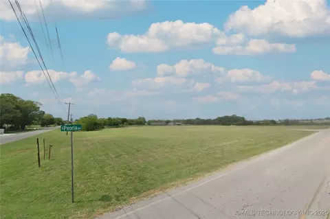 18010 S Peoria Ave, Mounds, OK 74047