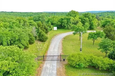 1 4299 Rd, Porum, OK 74455