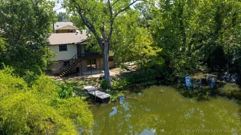 4040 Sheridan Rd, Bartlesville, OK 74006