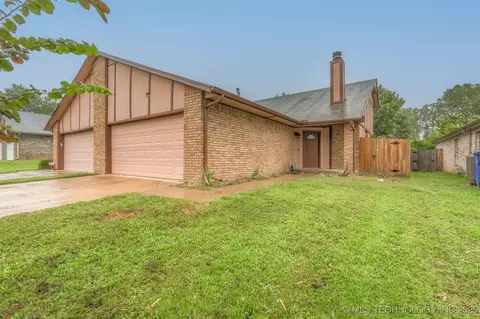 4723 S Ironwood Ave, Broken Arrow, OK 74011