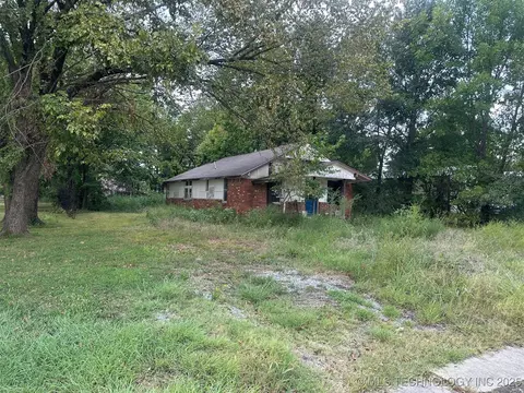 1412 Pennsylvania, Hartshorne, OK 74547