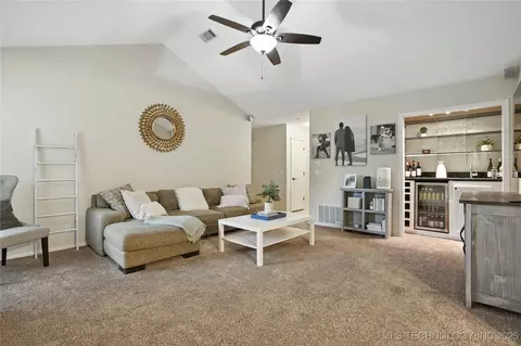 9203 E 96th St S, Tulsa, OK 74133 photo 5